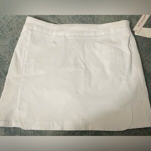 White golf Skirt by Fitsight